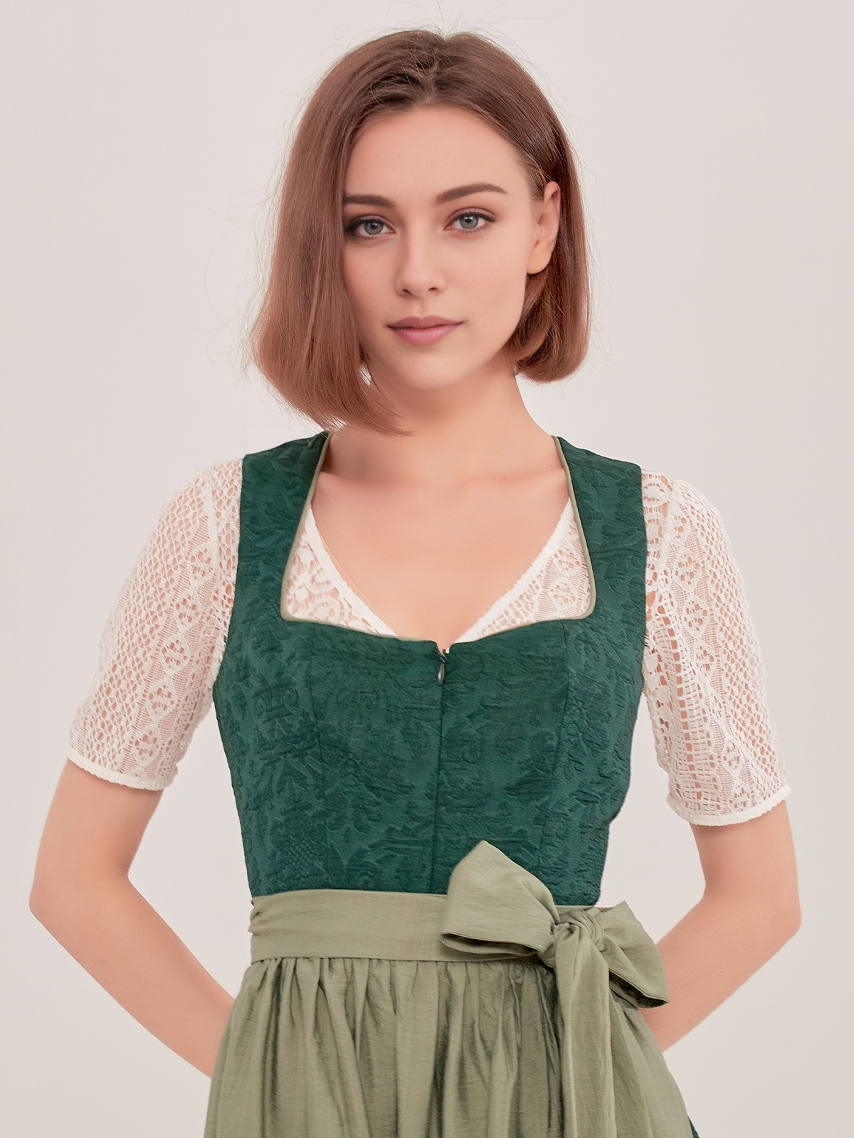 Dirndl Langarm in Grün – ein zeitloser Klassiker