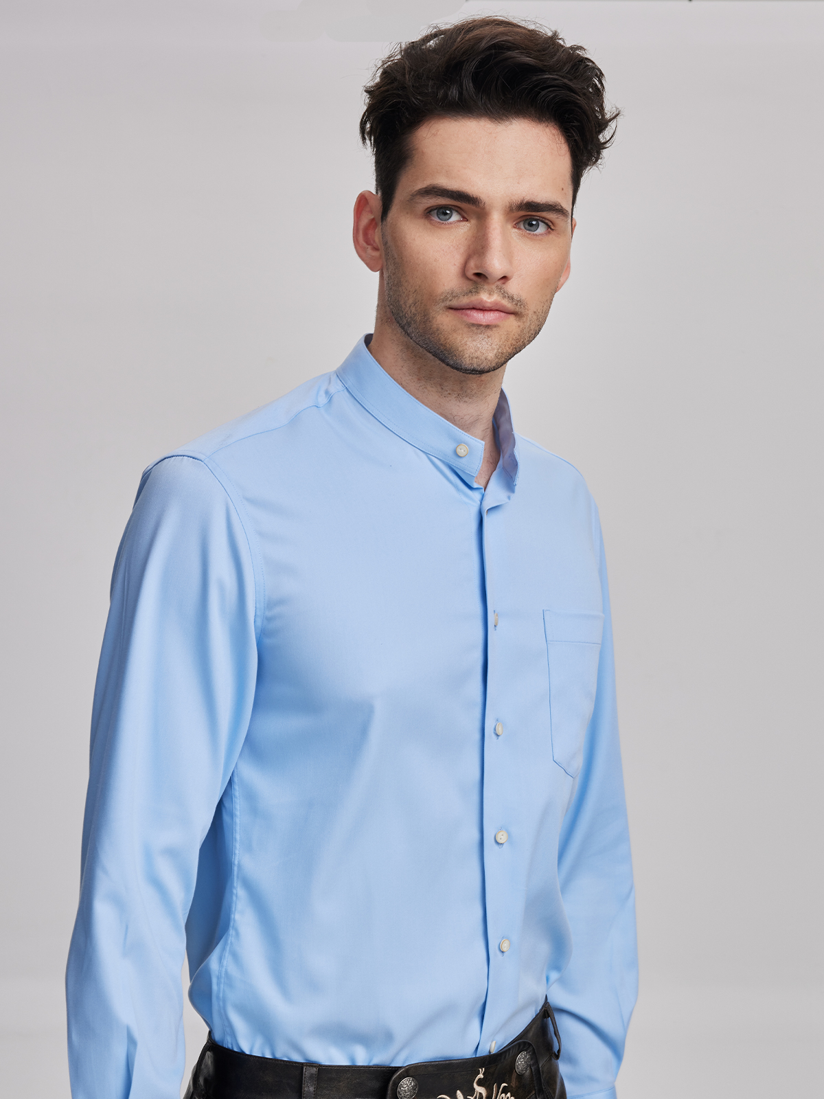 Modernes Dirndl in Blau