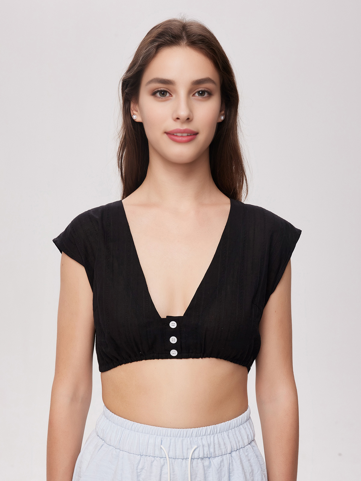 Dirndl Lila Schwarz – Eleganz und Stil