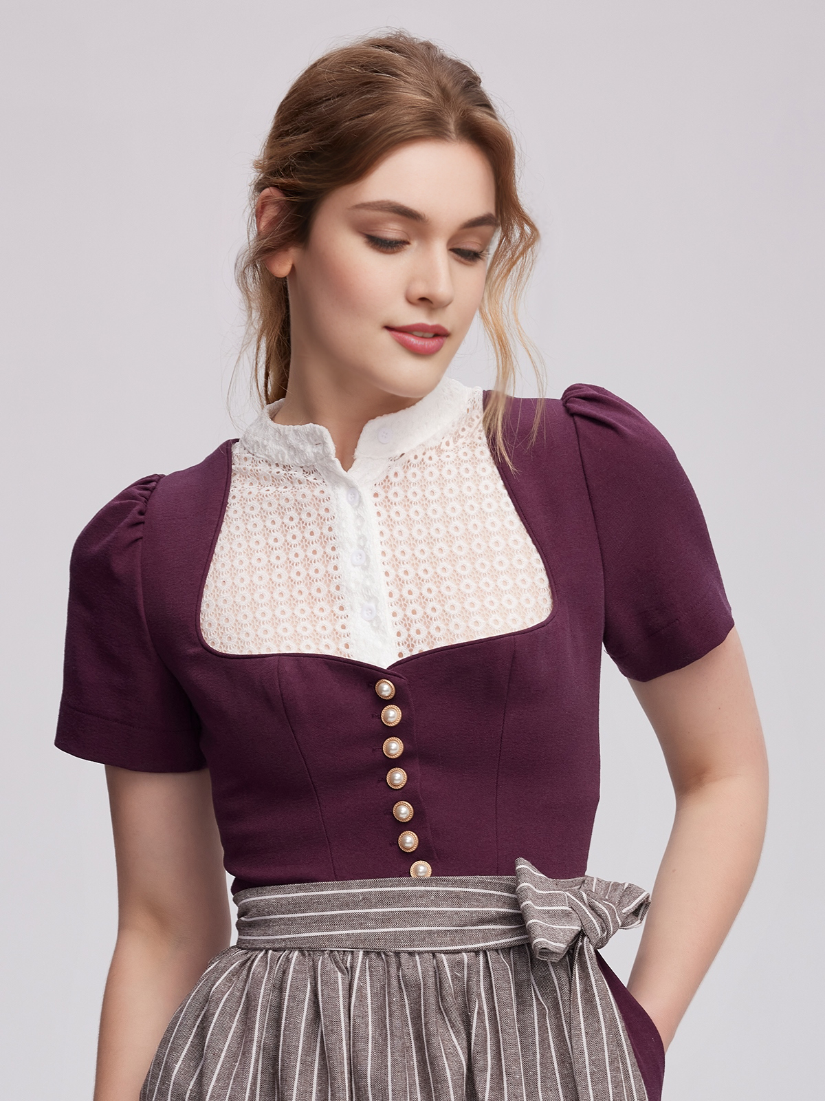 Mini Dirndl Blau in eleganter Ausführung